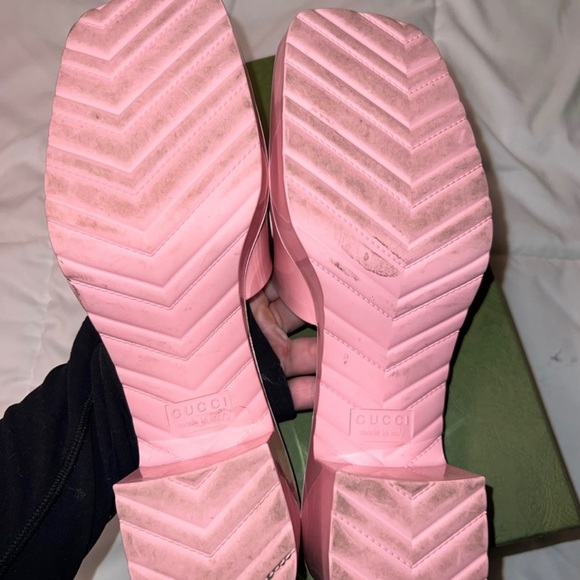 Authentic Gucci sandals - Picture 3 of 3